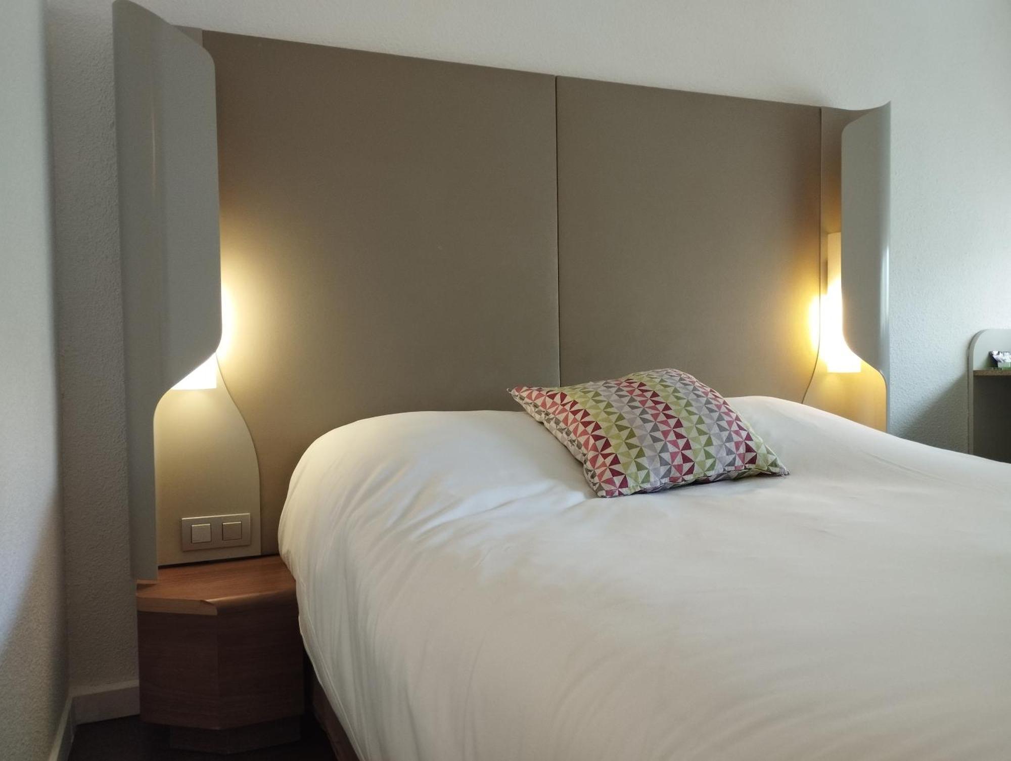 Hotel Noemys Arles Zimmer foto